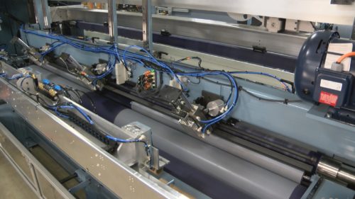 Close on dual web winding process in slitter rewinder