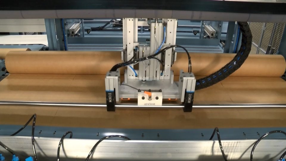CJLS Solid Shaft Large Format Slitter Rewinder